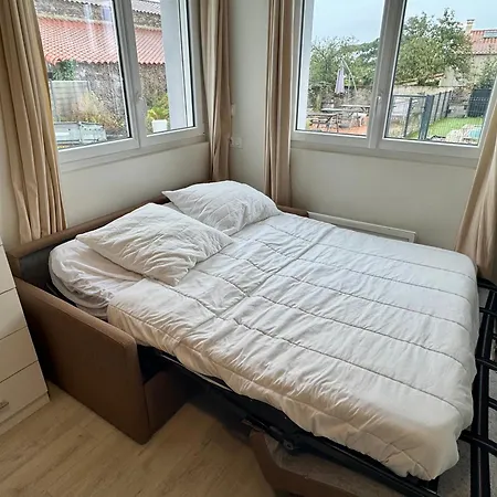 Domaine Des 5 Roses - Rose Blanche