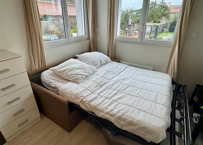 Domaine Des 5 Roses - Rose Blanche